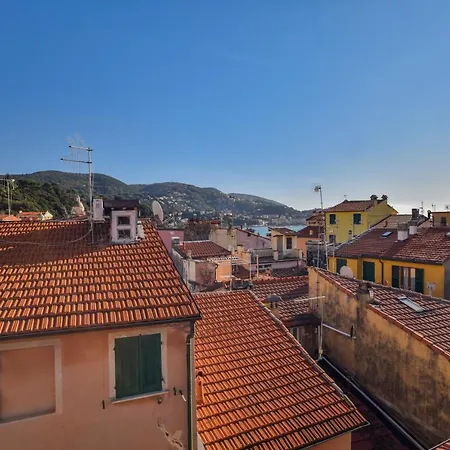 Vienna's House Апартаменты *